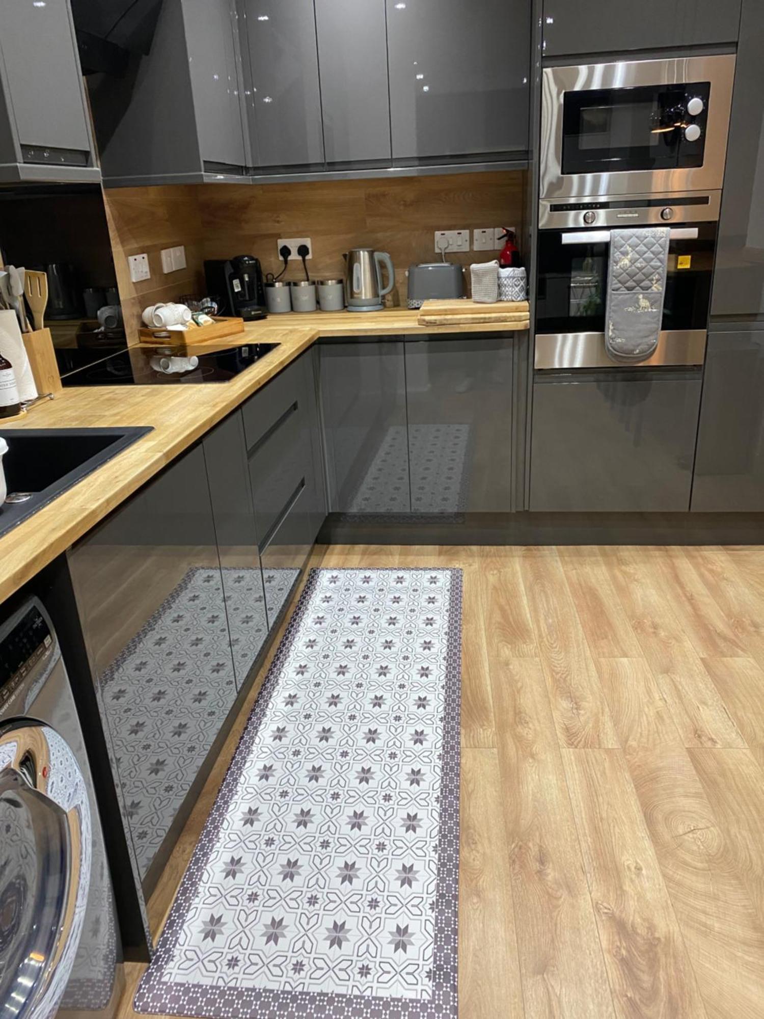 אינברנס 51 Innes Street Apartment מראה חיצוני תמונה