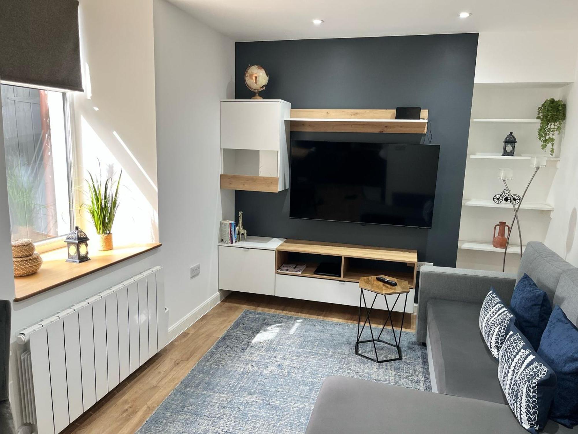 אינברנס 51 Innes Street Apartment מראה חיצוני תמונה